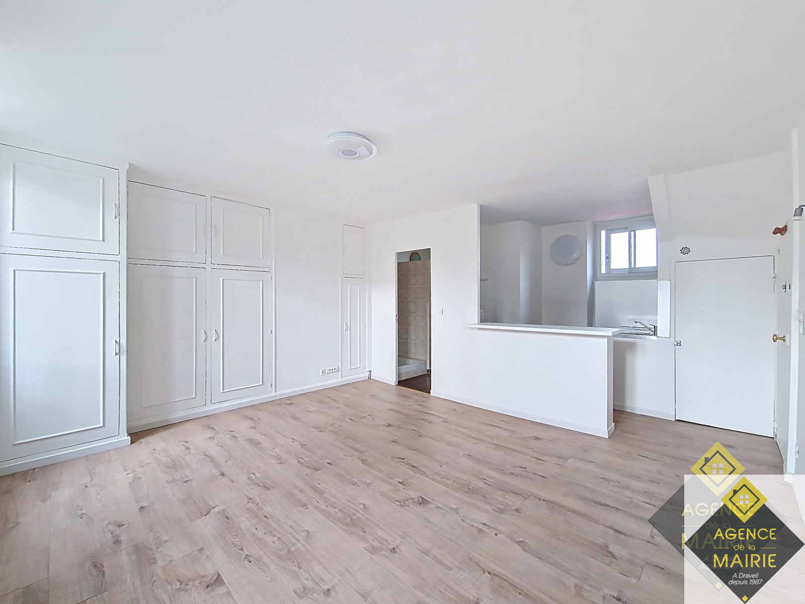 Image_, Studio, Draveil, ref :3130